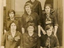 Photo: First Girls Basketball Team, 1915